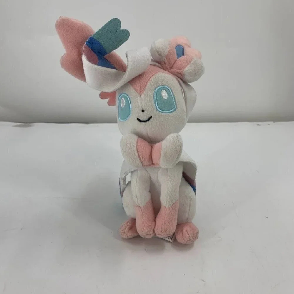 Pokemon Sylveon Eevee Evolution Stuffed Plush‎ TOMY Nintendo 2017